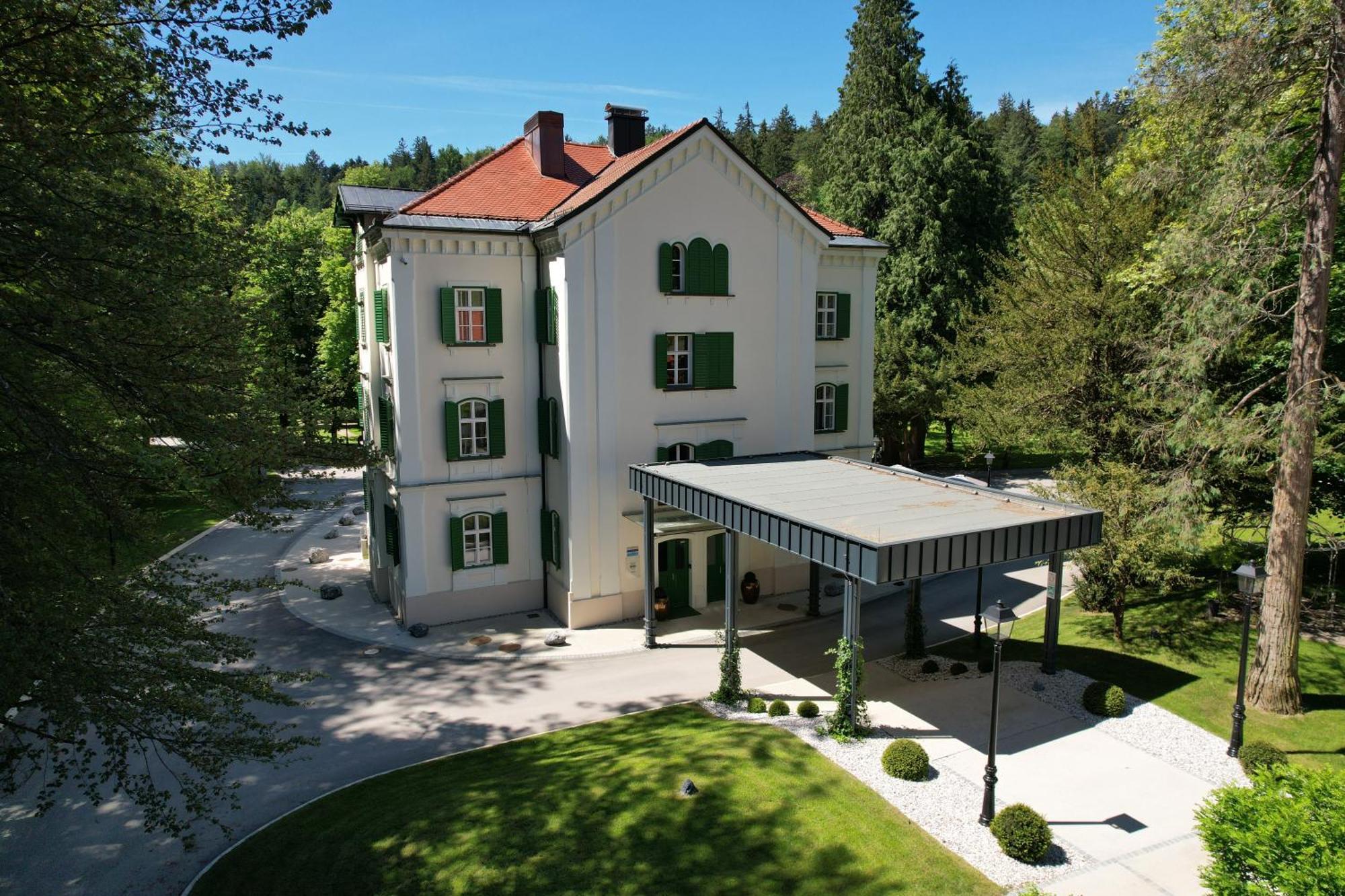 Boutique Hotel Dobrna - Terme Dobrna Ngoại thất bức ảnh